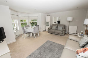 Living room- click for photo gallery